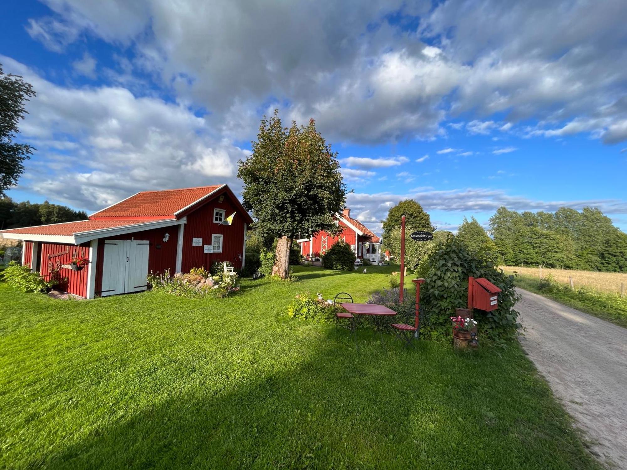 Bed and Breakfast Lavendeltorpet Haggum Exterior foto